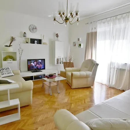 With A Parking Space - 20421 Apartment Umag