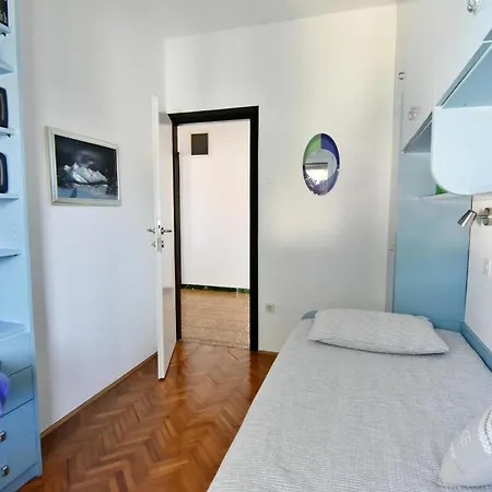 With A Parking Space - 20421 Apartment Umag