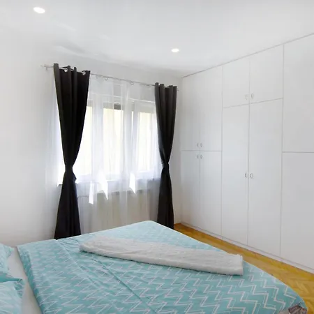 With Parking Space - 20421 Apartment *
